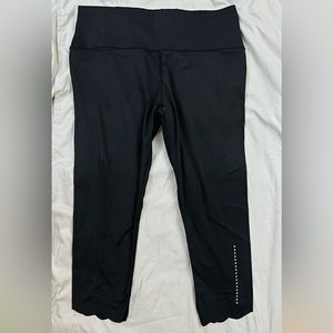 Plus Size Black Leggings with Hidden Pocket